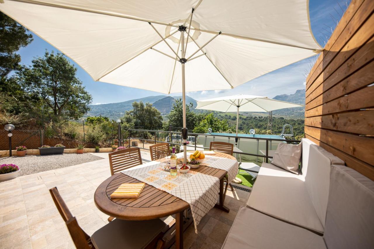 Casa Vacanze Villa Baronessa 切法卢 外观 照片