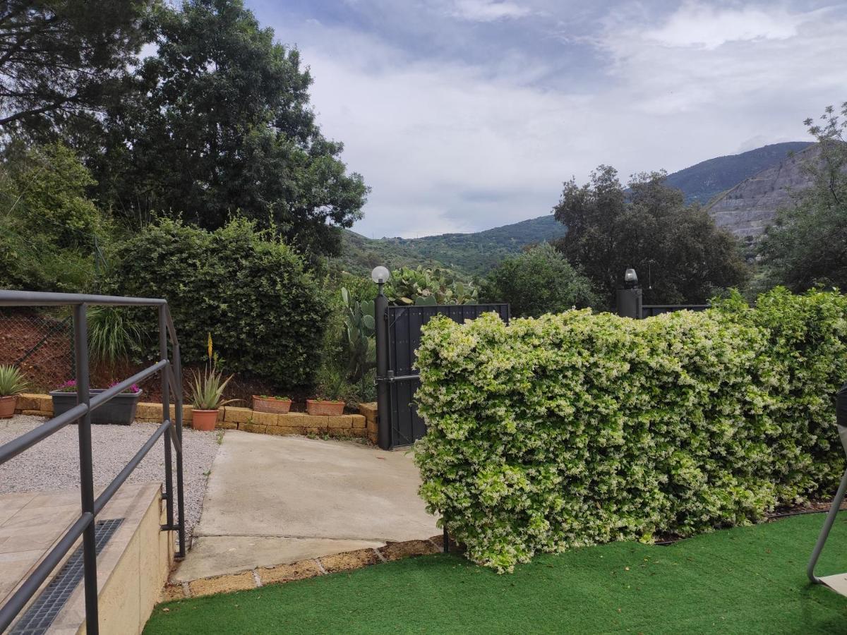 Casa Vacanze Villa Baronessa 切法卢 外观 照片